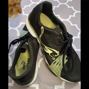 Just like new Puma Black and Neon Green Sneakers